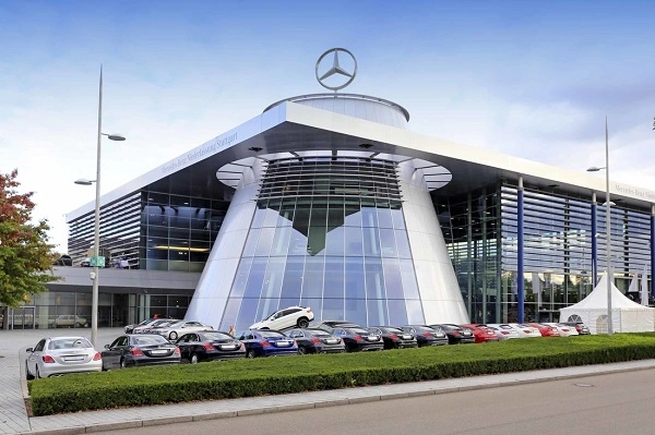 Офис Mercedes-Benz в Штутгарте